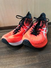 250572 アシックス　ASICS MAGIC SPEED　ランニングシューズ　オレンジ　25cm スニーカー