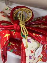 ≪花ラブリ≫ TO629　作り帯　七五三　女の子　女児　Sサイズ　およそ3歳用　刺しゅう　刺繍　鶴　つる　赤　レッド　白系　ホワイト系　金　ゴールド　和装　和服　和柄　和風