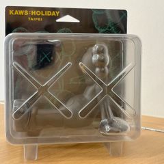 【ZZZ】 kaws black edition  holiday taipei　限定　レア　カウズ KT9802