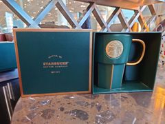 中国限定 スタバ　スターバックス セイレーン　マグカップ 横ゴールド　北京 グリーン