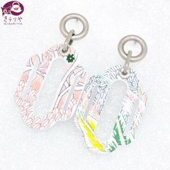 HERMES エルメス アトラージュ ピアス 両耳 エナメル ホワイト/マルチカラー スタッドピアス 箱 冊子 三つ折りカード 付き フランス製