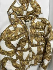 2025年最新】VERSACE メンズ ダウンジャケットの人気アイテム - メルカリ