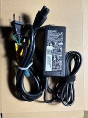 【中古】DELL ACアダプター HA65NS5-00/LA65NS2-01 丸ピン 長方形 65W DCサイズ：4.5mm