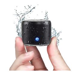 旅行用EVAケース付き EWA A106 ポータブル ミニ ワイヤレス Bluetooth スピーカー 12時間連続再生/IP67防水規格(ブラック)