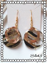 大ぶりピアス　サークル平型+ゴールド波プレート　ハンドメイド　チャーム