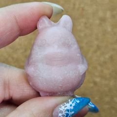 ピンクオパール いちごブタ 天然石 カービング - メルカリ