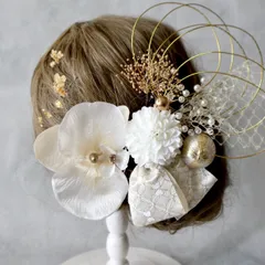 胡蝶蘭和装髪飾り シャンパンカラーの胡蝶蘭とリボンの髪飾り 結婚式 卒業式 成人式 七五三