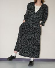 USA製 アメリカ製 ワンピース レトロ 花柄 ブラック ベルト付き 古着【UR-0713】
