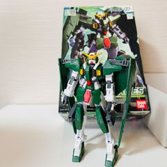 ガンダムデュナメス　組み立て済み　ガンプラ　100/1 バンダイ