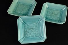 珉平焼き 黄釉陰刻龍文 淡路焼 隅切角小皿 極美品 - メルカリ