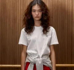 【新品タグ付き】sienne　シエンヌ スウェット　トレーナー　レース　韓国 Sienne(シエンヌ) スウェット・トレーナー(レディース) - 海外