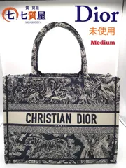 2025年最新】dior book tote ミディアムの人気アイテム - メルカリ