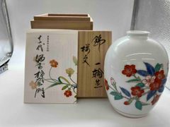真作保証 13代 今泉今右衛門 色鍋島柴垣椿絵花瓶 人間国宝 (井上萬二
