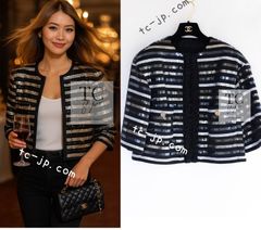 93万 シャネル 春夏 サマー ジャケット CHANEL 2022 ブラック スパンコール グリッター ストレッチ ジャージー ノーカラー ココボタン 新品同様 38 40 42