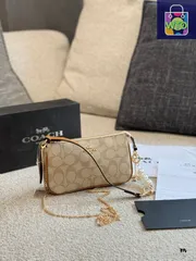 【今日特価】COACH Nolita マージャンバッグ 19（クリームカラー）