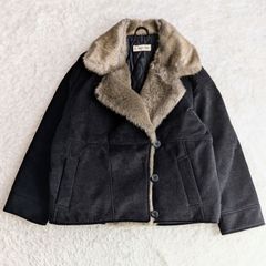 【未使用】フェイクファー ショート丈 コート 裏地キルティング 大きめ襟 フェイクスェード アウター 厚手 M 9AR 黒 ブラック レディース
