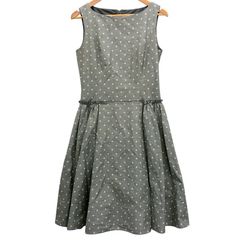 美品✨フォクシー ノースリーブ ワンピース 40 ベージュ系 ひざ丈 1790303405.jpg?1700034837