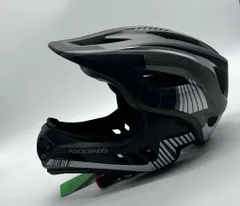 2024年最新】tT ヘルメットの人気アイテム - メルカリ