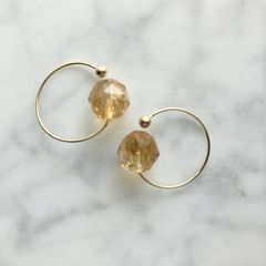 2サイズ展開・11月誕生石、金運アップ、商売繁盛で人気【ファントムシトリン】さとう式リンパケアの理論に基づいたイヤーカフ(ビューティーカフ)のサムネイル