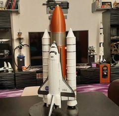 スペースシャトル100分の1 チャレンジャー号　木製　工芸品　昭和　アンティーク 木箱付き スペースシャトル チャレンジャー号 木製 工芸品