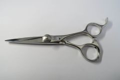 Bランク【シザーズ内山 scissors UCHIYAMA】 50 シザー 美容師・理容師 5.2インチ 右利き 【中古】:H-9278