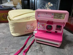 おまけ】【最終値下げ】ハローキティ ポラロイドカメラ ケース キティ