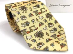 未使用　サルヴァトーレ・フェラガモ　Salvatore　Ferragamo　シルクネクタイ　馬／人／馬車　パターン総柄　イエロー系　送料無料