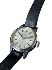 ◎稼働 GUCCI グッチ 9700L アイボリー文字盤 レディース腕時計