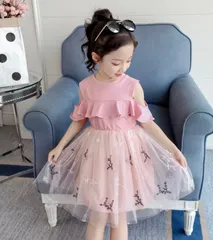 お花コサージュ付き　オープンショルダーワンピースドレス　ピンク