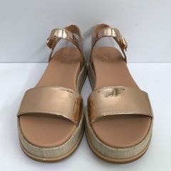 Naturalizer　 ナチュラライザー　厚底サンダル　ゴールド　23㎝　タ