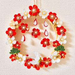 朱色　リース　つまみ細工　鶴