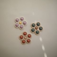 フラワー プレストイ  プッシュポップ プチプチ 歯固め ベビー おもちゃ お花 Mushie ムシエ lower Press Toy