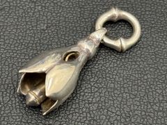 ベル型　ペンダントトップ　中古品　素材不明　C-0-0