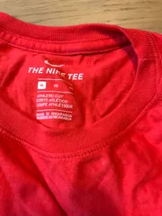 未使用NIKE  t-shirt