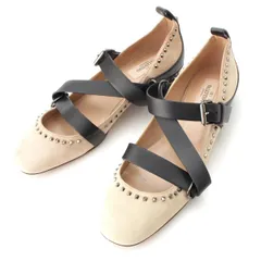 ♡Valentino•スタッズ付きフラットシューズ•黒とベージュ VALENTINO ヴァレンティノ バレエシューズ 4W2S0HB6 SWH
