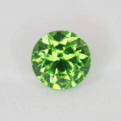 マントイドガーネット ロシア産 0.235ct - メルカリ