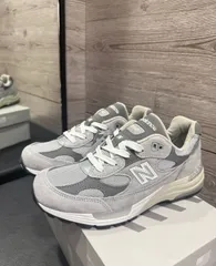 【新品・未使用】New Balance M992GR 定番人気モデル USA製 グレー メンズ レディース ユニセックス スニーカー クッション性◎ 軽量 ランニング対応