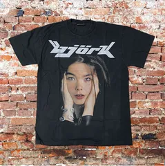 2025年最新】björk tシャツの人気アイテム - メルカリ