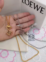 Egurin様【ほぼ未使用】LOEWE ロエベ　ネックレス LOEWE ロエベ ぺブル ネックレス シルバー925【いおき質店