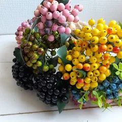 造花の福袋　ベリー　リーフ　木の実　アーティフィシャルフラワー　リース枠　リース材料