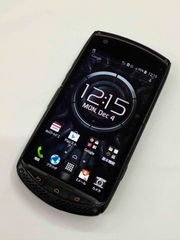 au TORQUE G01 ブラック KYY24 トルク 白ロム 黒