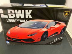 アオシマ 1/24 リバティウォーク R35 GTR /ランボルギーニ ウラカン