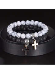 ジュエリー メンズ ブレスレット セット シンプルなクールなメンズビーズブレスレット 2個セット、黒い火山岩と白いターコイズストーンのブレスレット、男女兼用のファッションクロスブレスレット