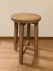 手作り　天然木の丸型ブラウンスツール