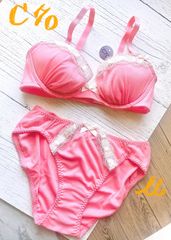 リボンレースブラ上下セット　ピンク色ブラジャーC70・ショーツM         T055