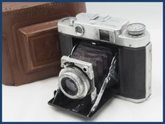 Item thumbnail for item 79d940d6-6c81-4189-88d3-982cfaed5e0a