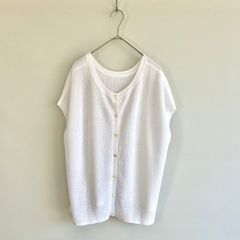 BEARDSLEY ハンソデポンチョカーデ 半袖 カーディガン ホワイト - メルカリ