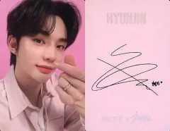【中古】コレクションカード(男性) Stray Kids/Hyunjin(ヒョンジン)/裏面ピンク・印刷サイン入り・文字ホログラム仕様/「NACIFIC×Stray Kids」購入特典フォトカード 第七弾