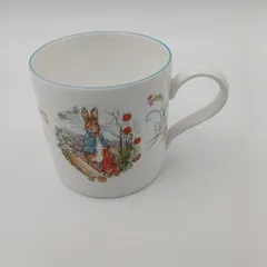 【未使用】ウェッジウッド ピーターラビット　カップ　プレート　黒壺　ブルーライン 未使用】ウェッジウッド ピーターラビット カップ プレート 黒壺