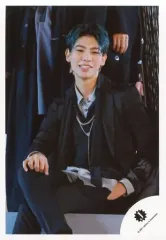 【中古】生写真(ジャニーズ) Snow Man/ラウール/膝上/「滝沢歌舞伎ZERO 2021」グッズオフショット/公式生写真